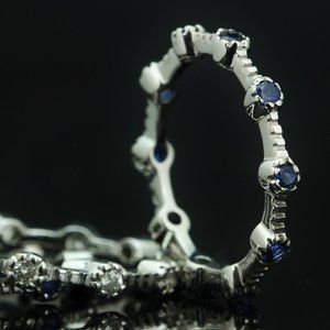 Sonia Bitton stacking Ring / Blue Sapphire / 18K White Gold